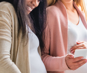 Je suis enceinte, à quoi ai-je droit comme allocations familiales pour mon futur bébé ?